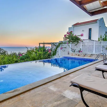 Sleeps 6 With Pool Air Con And Wifi * Kalkan