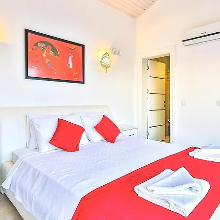 Sleeps 6 With Pool Air Con And Wifi * Kalkan